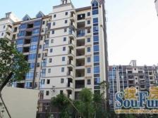 小区优美,配套齐全,交通便捷,居住舒适。