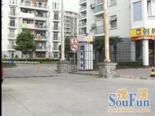 距离文来100米,视野好。品质高