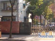 控江东三村小区1室南朝向240.00万元/套出售