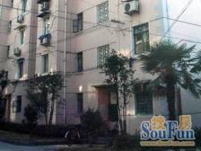 地铁口,满五为一,带露台,采光无遮挡,看房方便