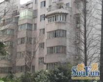 双轨口,低楼层,上下楼方便,全明户型,小区车位充足