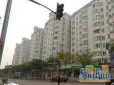 电梯房交通配套好,精装修拎包入住