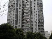 苏州河旁,品质小区,中间楼层,大三房