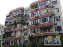 中间楼层,公园景观大两房,位置安静,采光很好