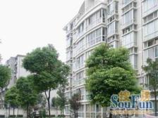 精装修,次新房,商品房,近地铁,不靠马路,满五年