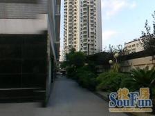 晶采名人大厦 4室1厅 东 东南