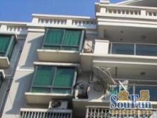 04年的商品房,满五年,拎包入住。车位。