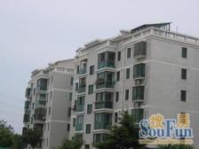 一梯两户,大两房,小区中心位置,不靠近马路