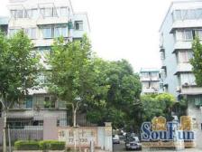 主卧朝南,小区中心位置,新式里弄,现代风格,视野好