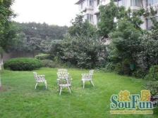 边套全明三房一厅+采光很赞+小区车位充足商品房社区品质佳