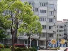 品质小区 带阁楼和大露台 50万精装修 近地铁