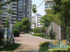 07年高区景观房 1+1户型 房东诚意出售价格可谈