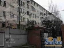 砸盘急售,99年纯商品,一梯两户,采光刺眼,急急急。