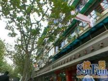 一站可达静安寺 +小户型一房一厅+精装修3年+业主诚意