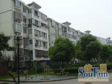 广兰路商品房低总价电梯三室,楼间距开阔无遮挡带花园