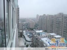 06年商品房,户型方正,中间楼层南北通,诚心价格可谈