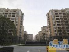 新上小区央座 高区景观位置 飞机户型大三室 有钥匙