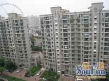 凤凰楼层,带产权车位,南北通透,近三年精装修 ,拎包入住