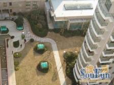 新出精装大二房,落地窗,采光好,正看小区花园!