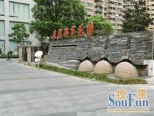 品质小区,环境优美,诚意出售,精装好房