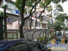 近东方医院,这里租客多,空关期小,近地铁、出行方便