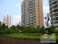 地铁口、公园旁、高区边套、得房率高,房型方正