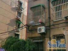 【新上房源】业主准备外区房源买好,一梯两户自住精装修!