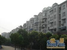 带产权车位,近地铁,产权清晰,通风好 家具全送 必看好房