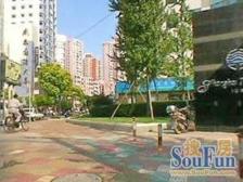 带会所的品质小区 停车位充足 婚房精装修