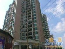 电梯房,主卧朝南,环境优美,居家装修