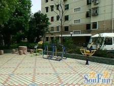 电梯征询中+内环内+地铁口+满五+边套全明采光好