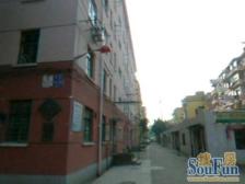 精装修可拎包入住,近地铁配套齐全,业主急售