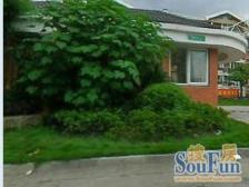 此房满五不V一,南北通透,房型正气。交通便利。