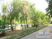 5楼带大阁楼4房2卫自住次新装修宽敞明亮小区央位