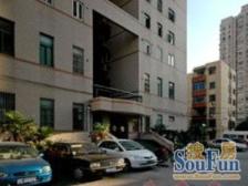 边套两房,精装修可拎包入住,已满五年诚意出售