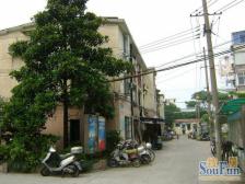 万体馆,中间楼层双南两居室,采光好,可拎包入住