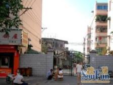 满五年,低楼层,两房朝南,近地铁,诚意出售。