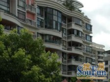 一梯两户,南北通透,繁华地段,近地铁,居家装修,房型正气,价格好谈