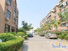 小、中均在,临河位置视野采光好,税费少