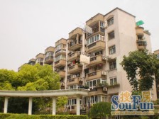 中间楼层,小区中间位置,业主诚意出售