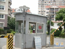 地铁6号线看房方便,建平中学旁旭辉对面。朝南次新房