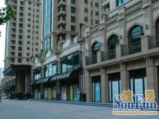 独立电梯,采光充足,南北通透,小区中心位置