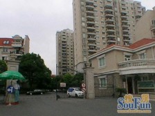 复试大三房 花园位置 房东诚心 出售