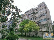 南北通透,正规一房一厅,置换看中价格好谈,近地铁