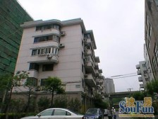 喜欢跃层和大露台的来!一个购房名买两套,空中别墅