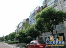 边套大别墅,空间500+,三边花园+开发商交付样子,诚意出售