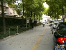 小区环境好不靠马路,大面积客厅精装高区大三房,急售