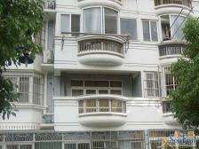 一梯两户,交通便利,居家装修,诚意出售