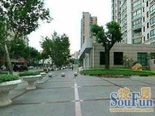 :精装修+带产权车位+全明四房+次新小区+居住品质高