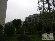 小区中心位置,电梯房,房型正气,配套完善